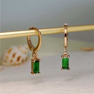 Emerald earrings